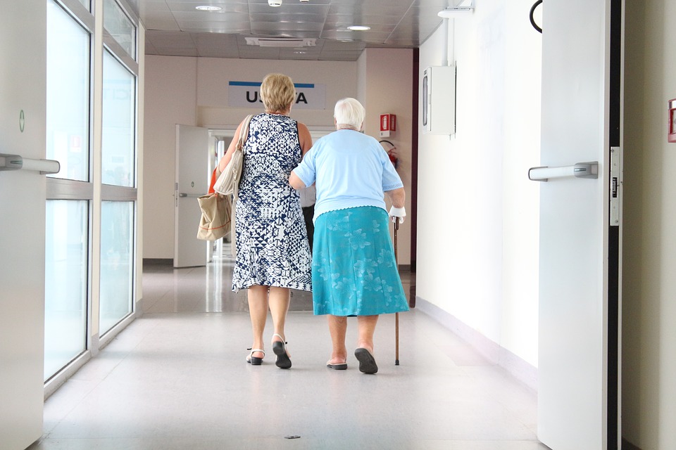 Accessibilità degli studi medici per gli anziani| Stannah